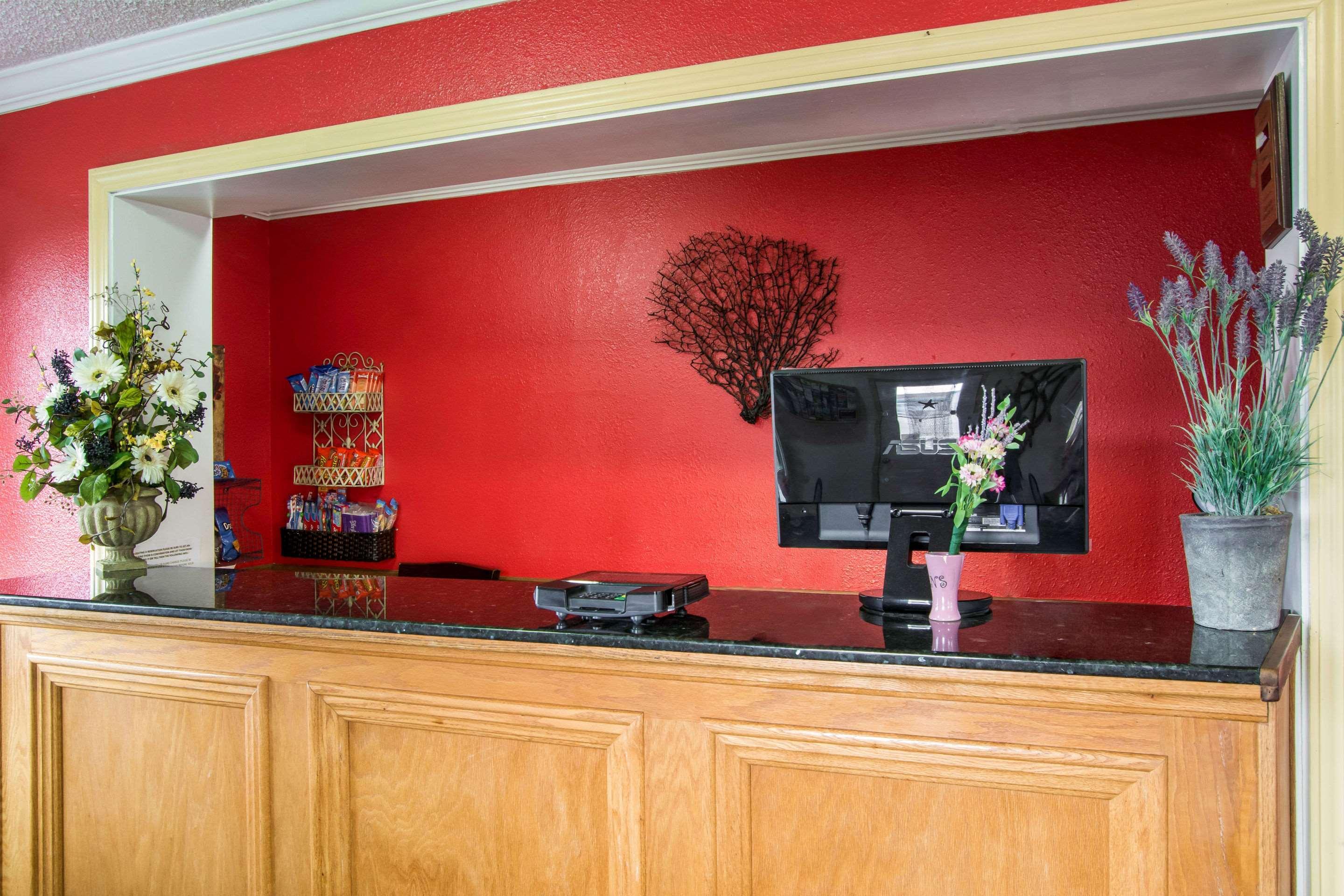 Econo Lodge Newport Exterior foto